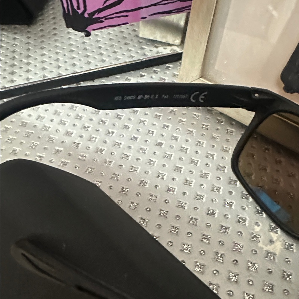 Maui Jim Red Sands - EUC - Picture 5 of 11